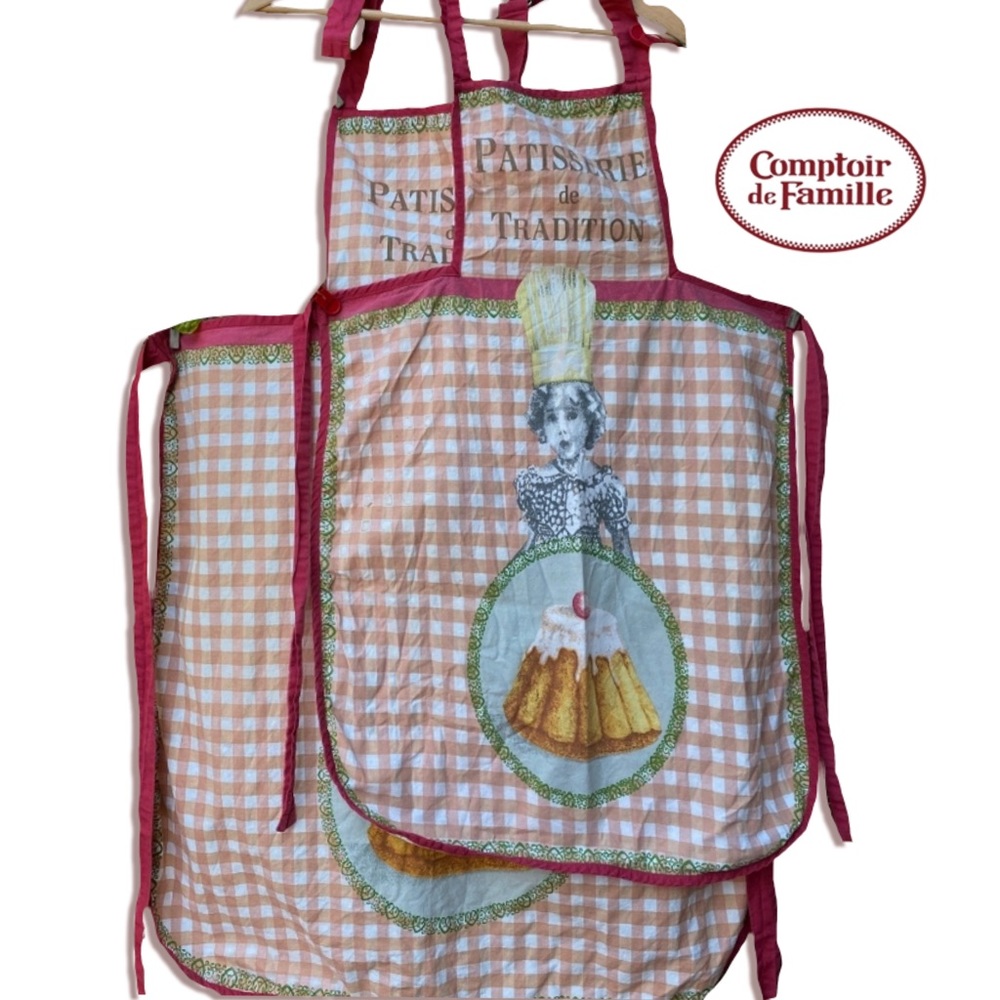 Kitchen Aprons France! - Picture 2 of 12